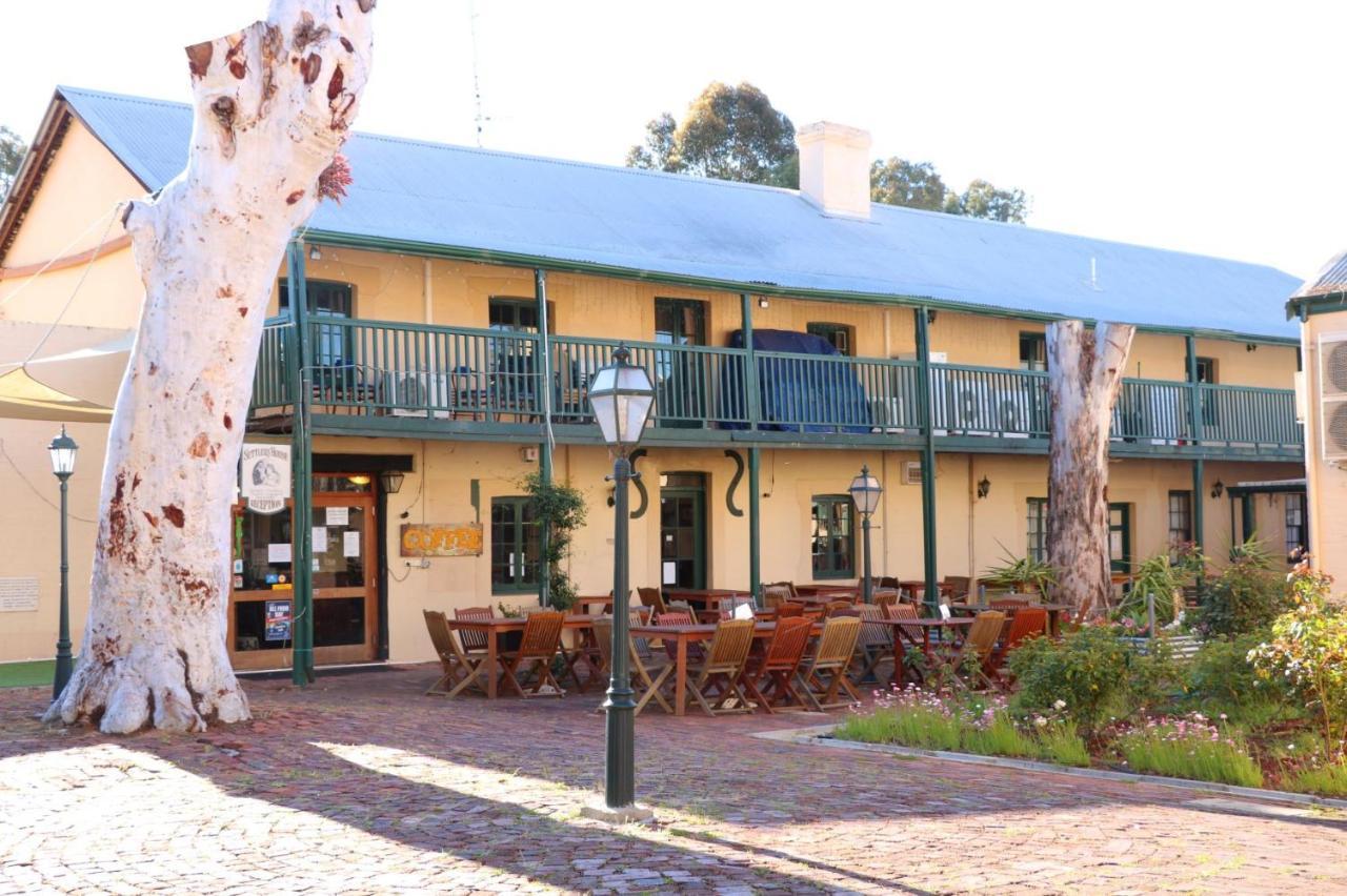Settlers House York Hotel Exterior foto